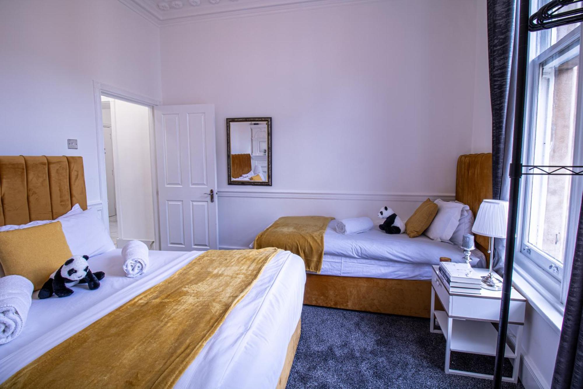 Oxford Street Chic Retreat - Unparalleled Elegance And Urban Comfort! Gc1 London Exterior photo